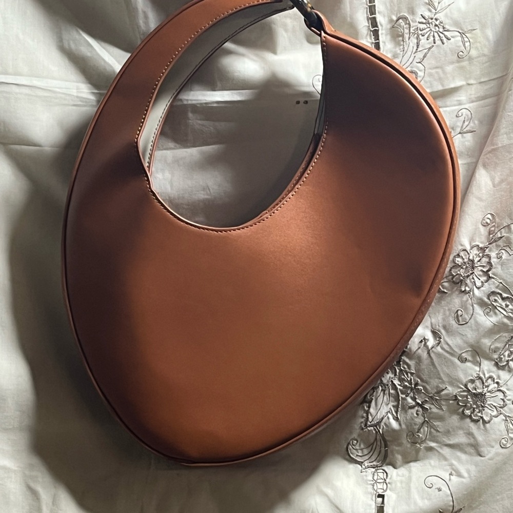 🦞Source Unknown Brown Crescent Shoulder Bag with Minimalist Design